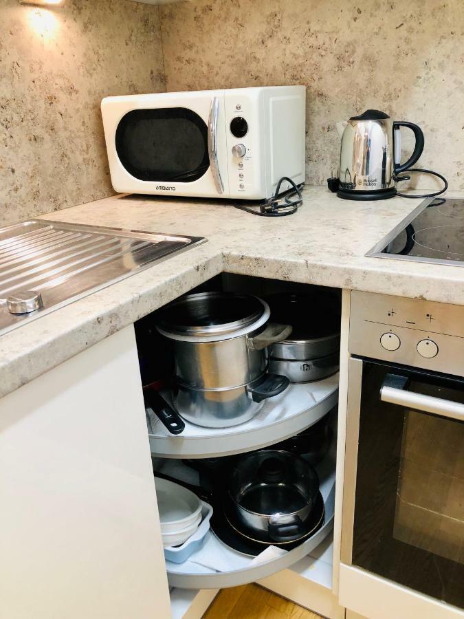 Amazing Austria Center Apartment Near Uno City ウィーン エクステリア 写真