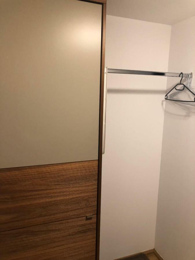 Amazing Austria Center Apartment Near Uno City ウィーン エクステリア 写真